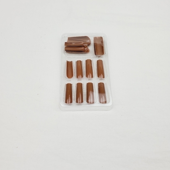 24 Pieces Fake Press On Nails - Picture 5 of 7